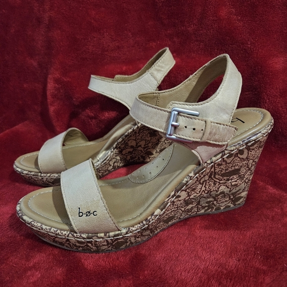 BOC Women Leather Platform Wedge Heel Sandal-Size 7M, Color-Stone/Beige - Picture 4 of 10